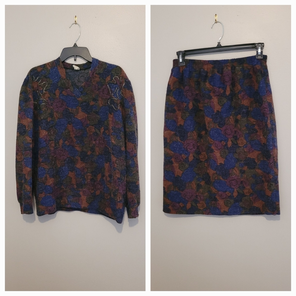 Vintage 2 Piece Sweater Skirt Set